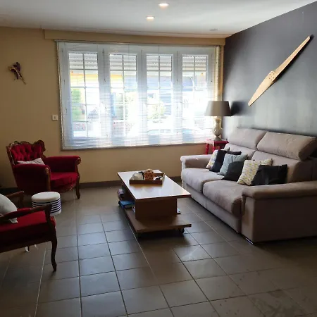 The Cat ,maison De A 50m De La 펜션